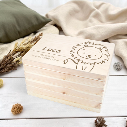 Erinnerungsbox Holz personalisiert Löwe