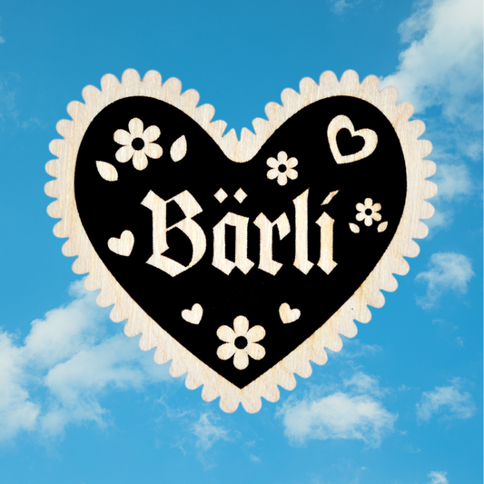 Trachten-Pin Herz "Bärli" Holz-Ahorn