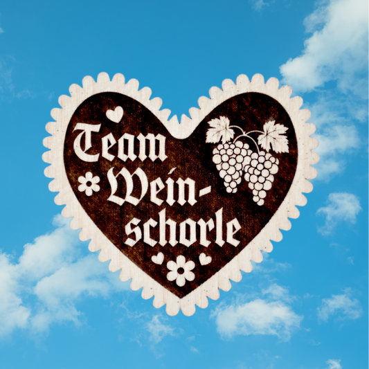 Trachten-Pin Herz "Team Weinschorle" Holz-Ahorn