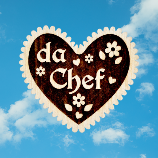 Trachten-Pin Herz "da Chef" Holz-Ahorn