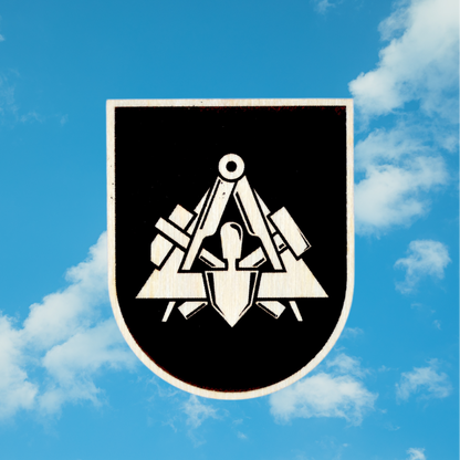 Trachten-Pin Wappen Zunftzeichen "Maurer" Holz-Ahorn